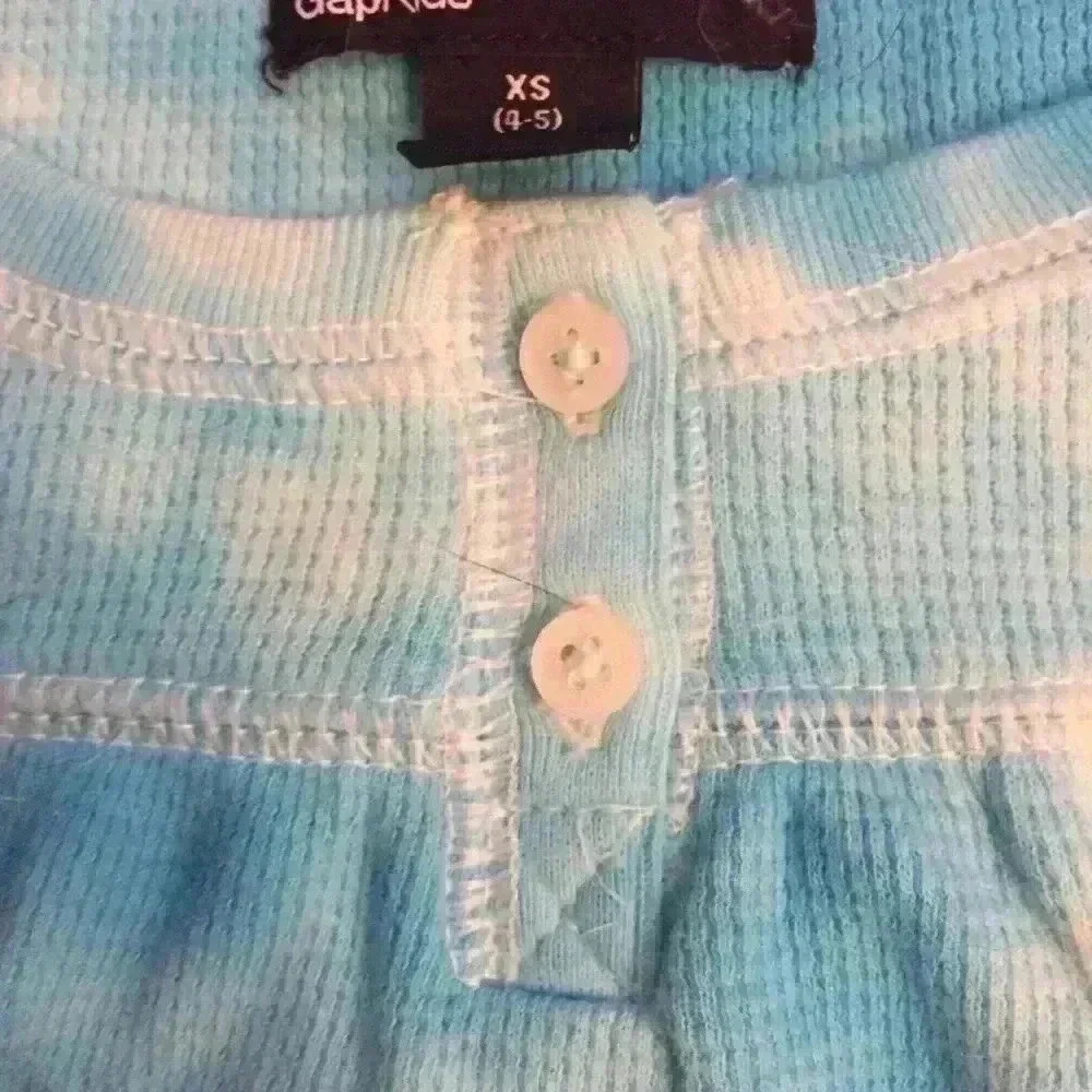 Gap waffle shirt